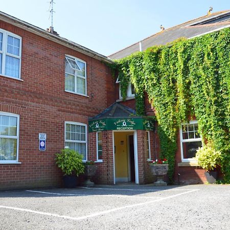 Victoria Lodge Guest House Salisbury Dış mekan fotoğraf